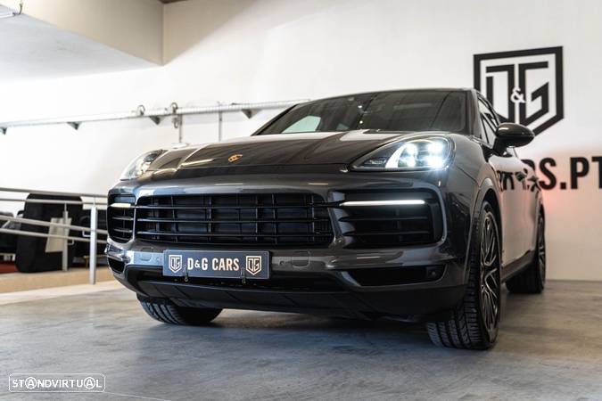 Porsche Cayenne - 30