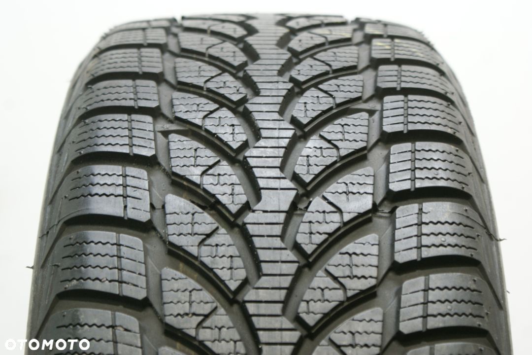 205/55R16 BRIDGESTONE BLIZZAK LM-32 , 7,5mm - 1