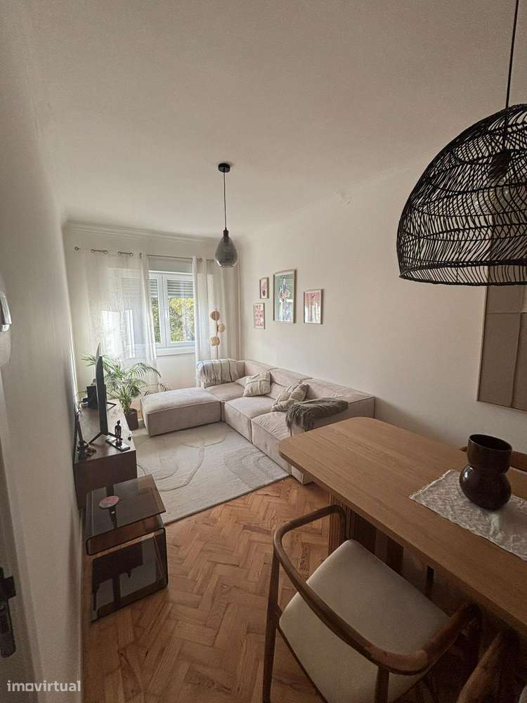 Apartamento T2 totalmente renovado - Grande imagem: 4/10