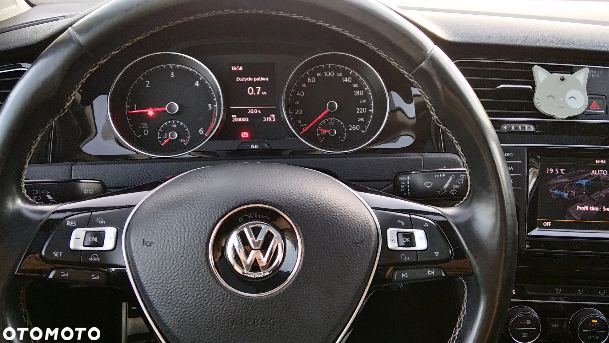 Volkswagen Golf 1.6 TDI BlueMotion Technology Cup - 8