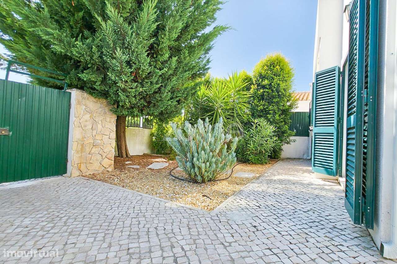 Moradia T4 de Sonho à Venda no Meco – Sesimbra. - Grande imagem: 2/34