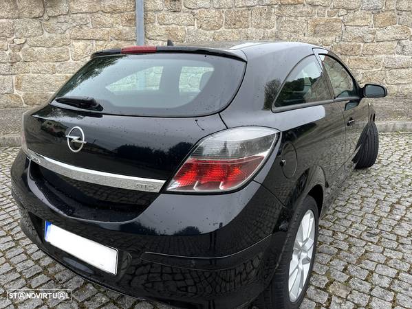 Opel Astra GTC 1.7 CDTi - 9