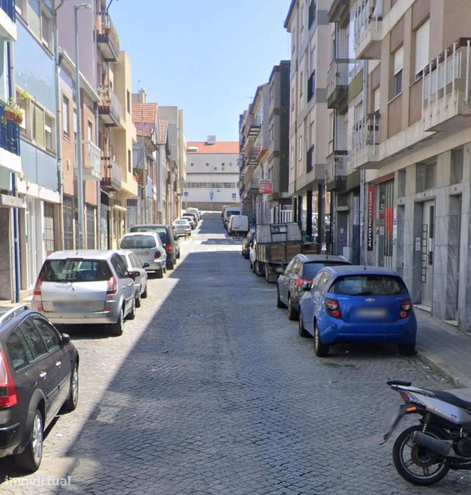 Armazém 460 m² + Logradouro 230 m², Carvalhido- Venda ou arrendamento-18