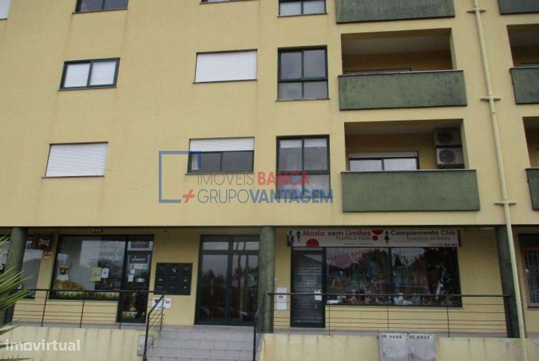 APARTAMENTO T1 - PENAFIEL - Grande imagem: 2/17