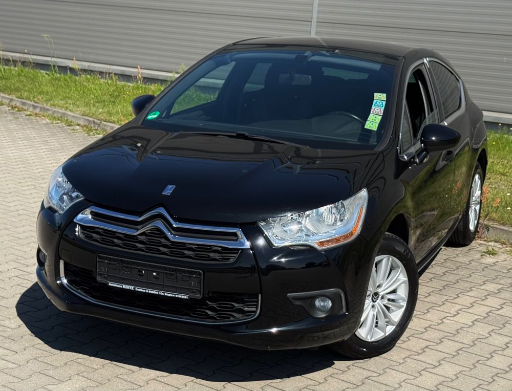Citroën DS4 1.6 VTi SoChic 2012