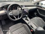 Volkswagen Passat 2.0 TDI Elegance DSG - 13