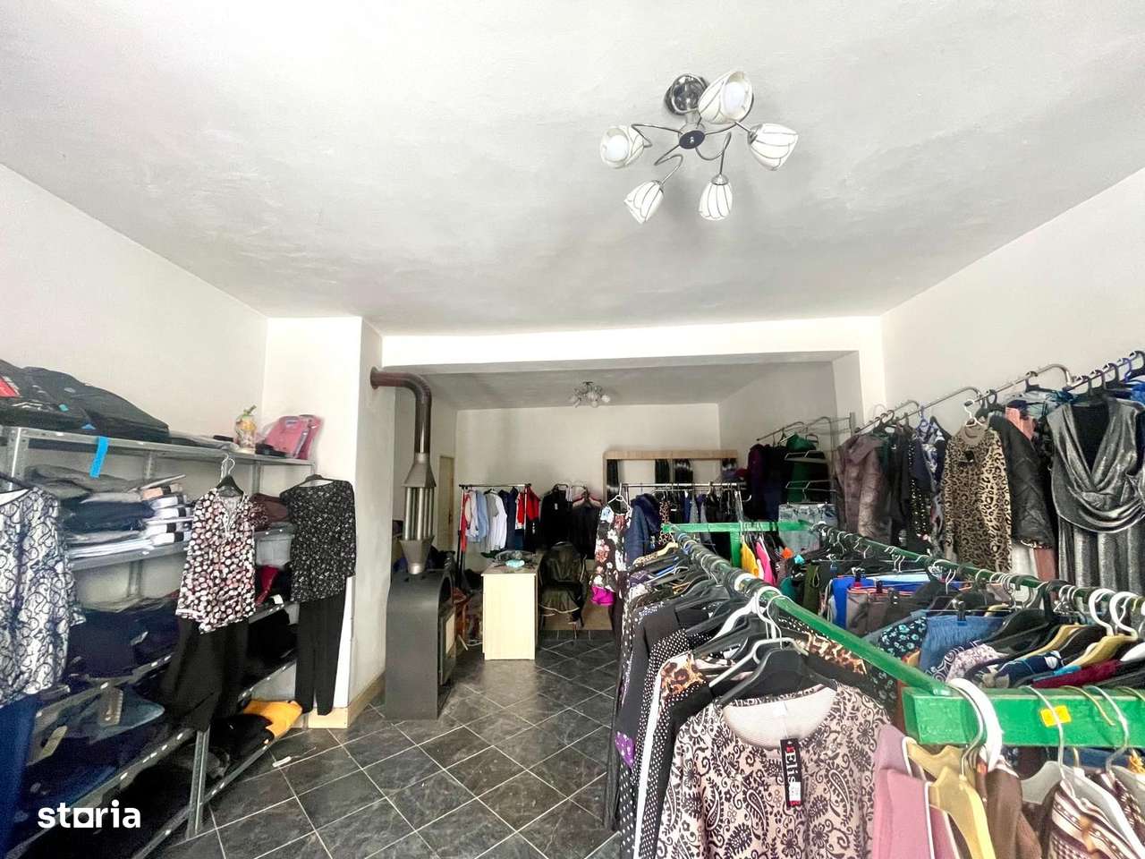 Spațiu comercial de Închiriere/Vânzare | 110 mp | Dornești-2