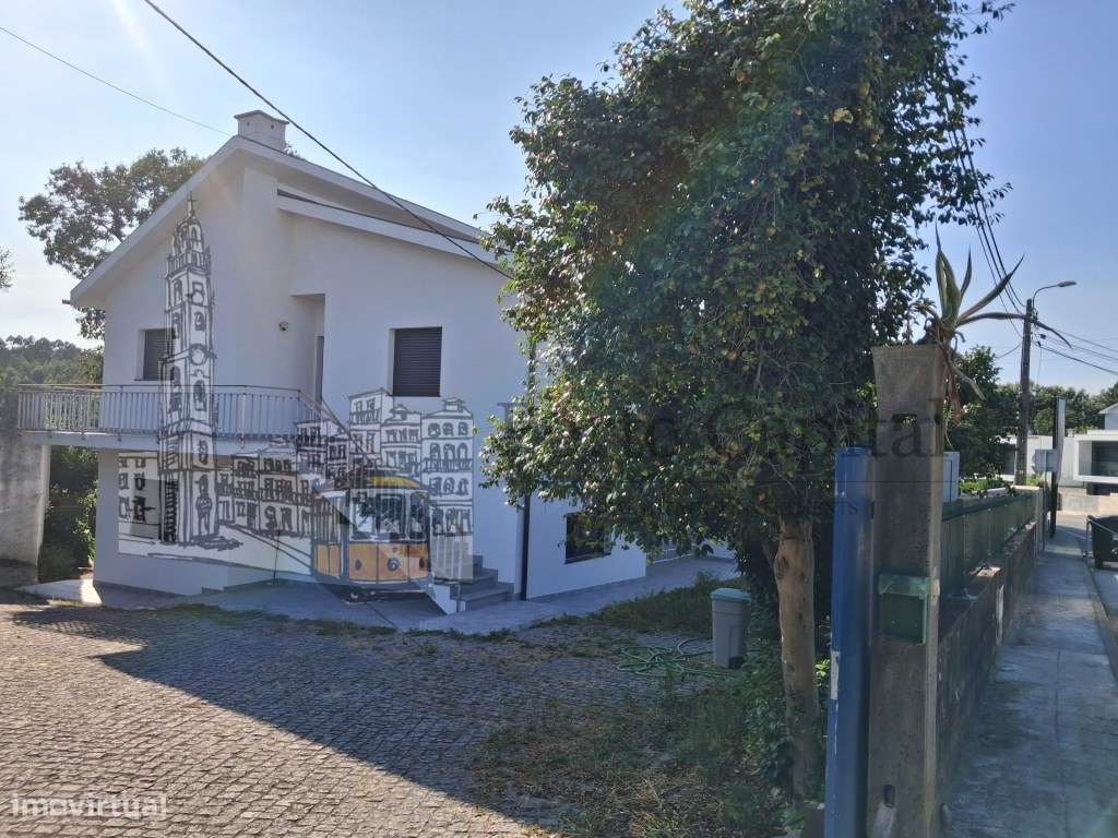 Vende -se Moradia T4 em Braga - Grande imagem: 4/33