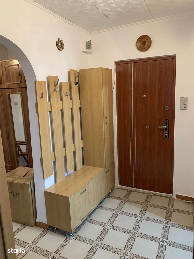 Apartament 3 camere, zona Piata Mare - Imagine principală: 5/7