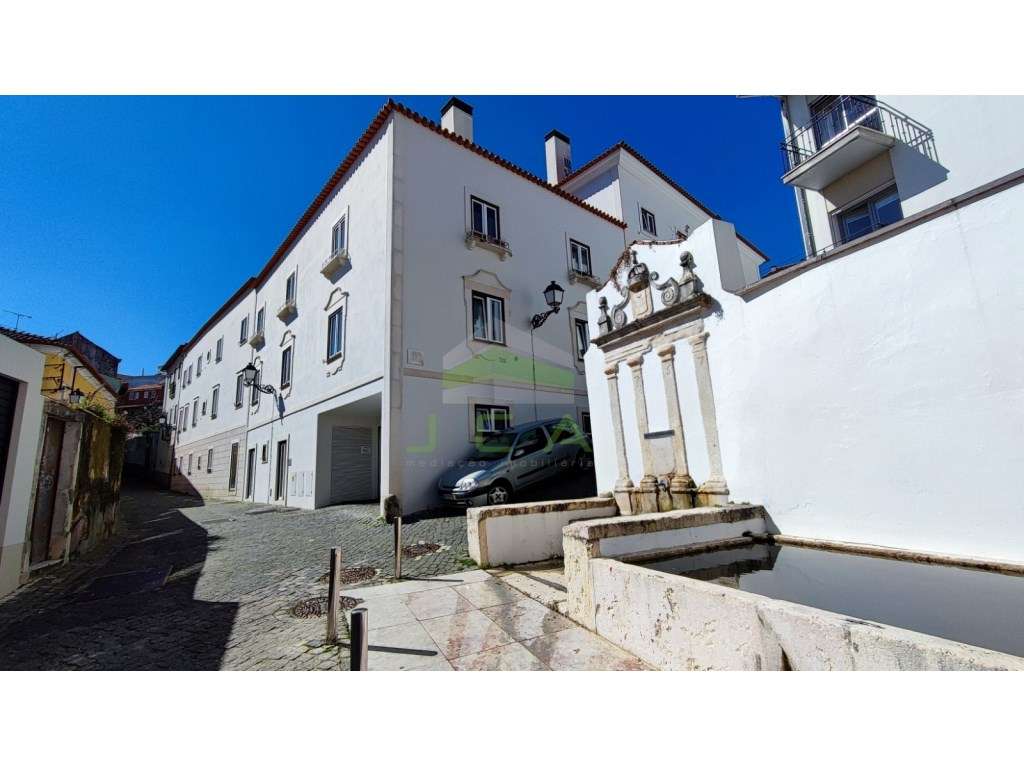 Apartamento com licença para AL no Centro Histórico de Leiria-14