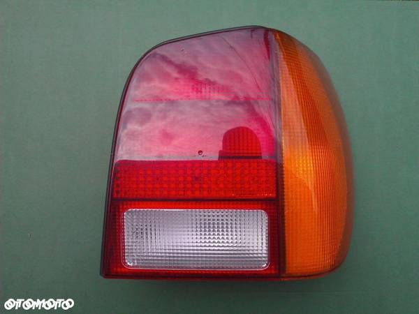 VW Polo 94- lampa tył tylna prawa oryginał Hella - 1