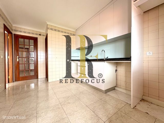 Apartamento T3 no Centro de Santa Maria de Lamas-12