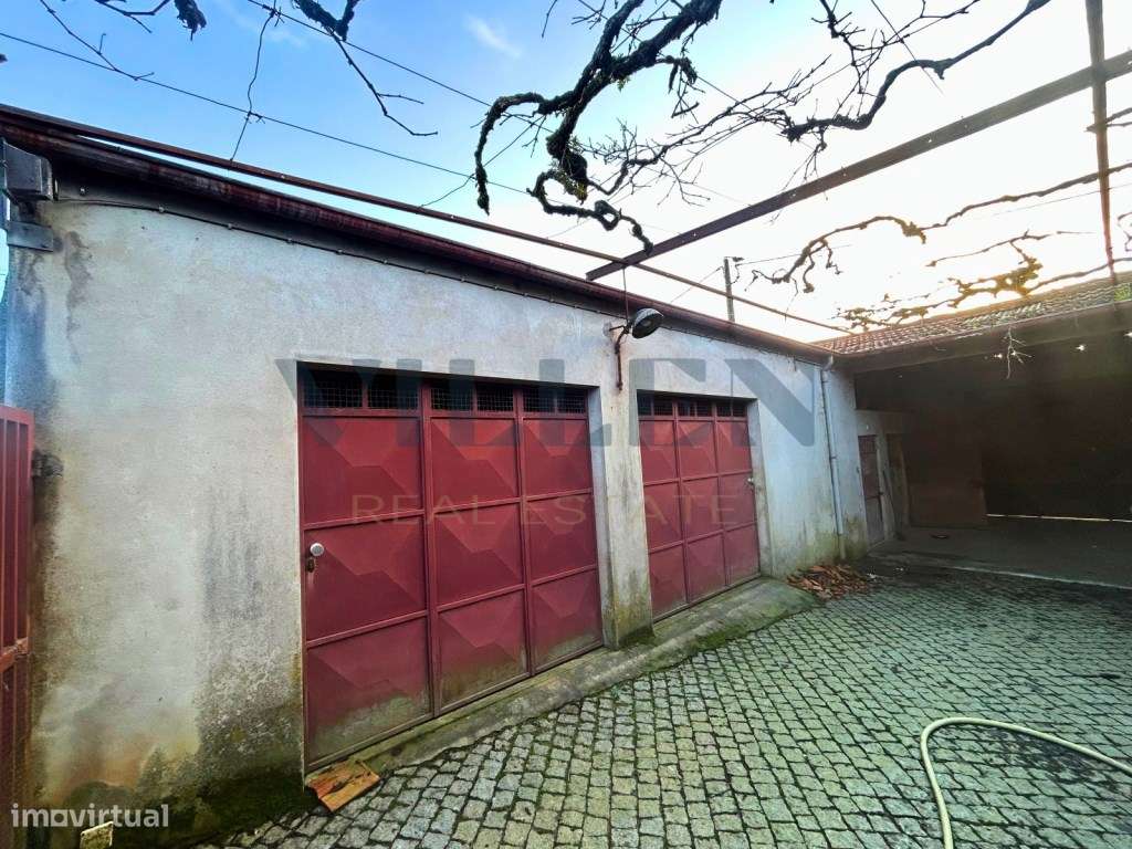 Moradia para Restaurar com 2.590 m² de Terreno, Privacidade e Excel...-8