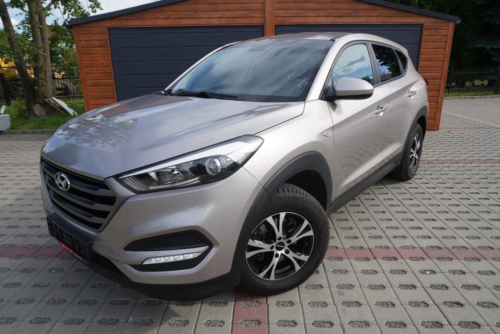 Hyundai Tucson III (2015-2020) blue 1.6 GDi 2WD Trend 2016