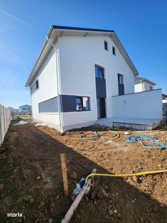 Vanzare/Duplex P+1+M Bragadiru-Strada Gliei id nr 7-15