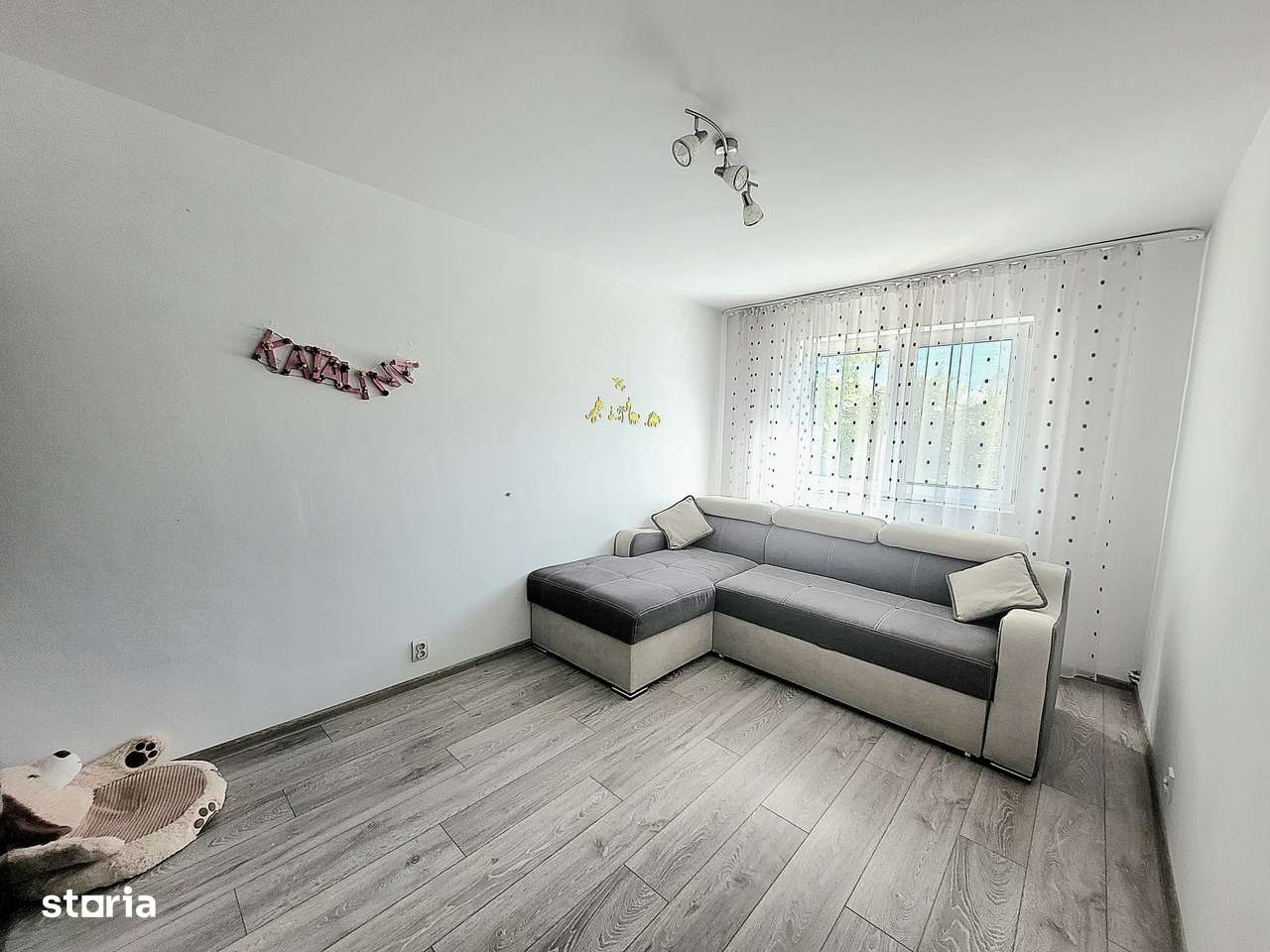 Apartament 3 camere, zona Astra, Brasov-2