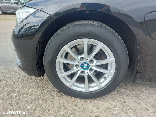 BMW Seria 3 - 24