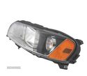 FARÓIS OPTICAS PARA VOLVO V70 04-07 E XC70 05-07 - 3