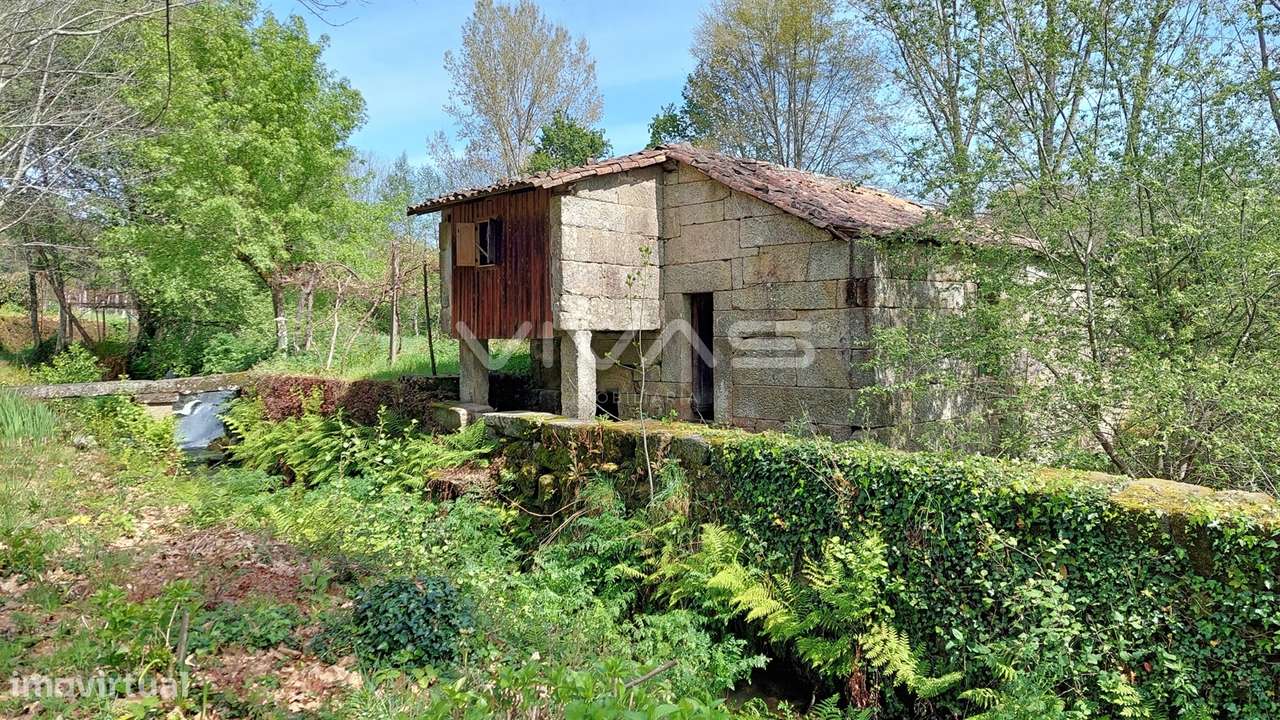 Moradia Isolada T0 Venda em Sabariz,Vila Verde - Grande imagem: 2/12