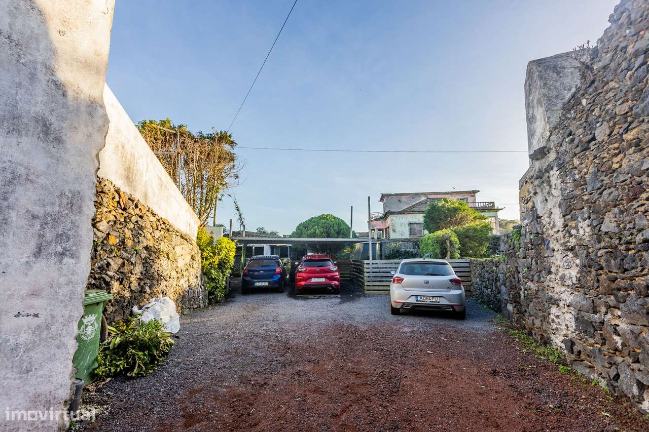 Moradia T3 - Fenais da Luz-19