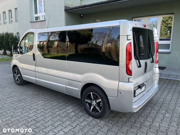 Opel Vivaro 2.5 CDTI L2H1 - 3