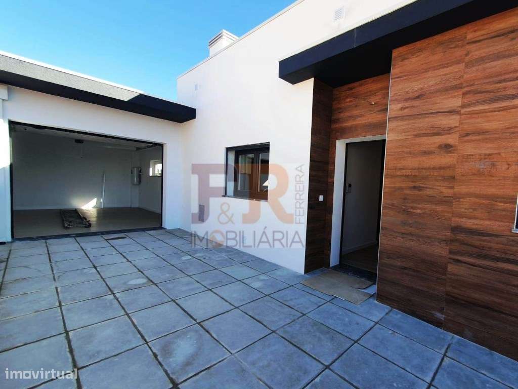 Moradia T3 com Garagem. Fernão Ferro - Grande imagem: 5/26