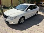 Skoda Superb 1.6 TDI Elegance - 8