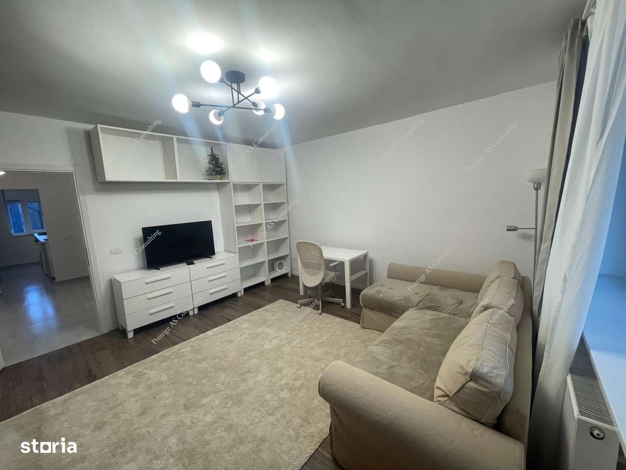 Apartament de vanzare cu 2 camere, renovat complet, cu boxa prorie - C-0