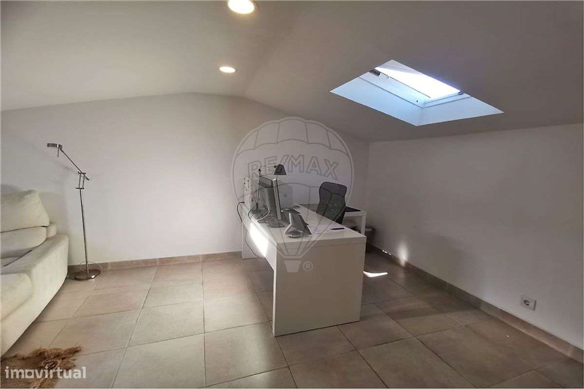 Moradia T4 à venda em Corroios-43