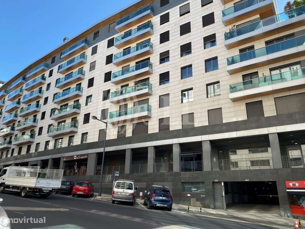 Lugar de estacionamento privativo, na Estrela, Lisboa - Grande imagem: 5/5