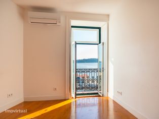 Apartamento, Arrendar, T4 Vista Rio - Av 24 de Julho - Grande imagem: 5/26