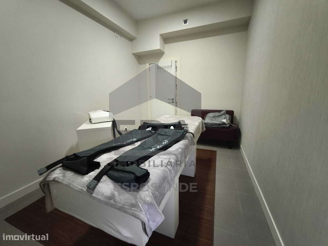 Trespasse de Salão de Cabeleireiro e Estética-17