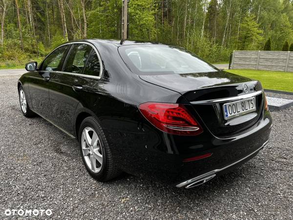 Mercedes-Benz Klasa E 200 CDI 7G-TRONIC Elegance - 4