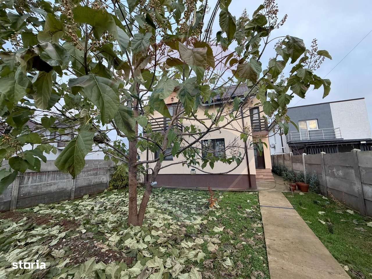 Casă  în zona Bariera Valcii-12
