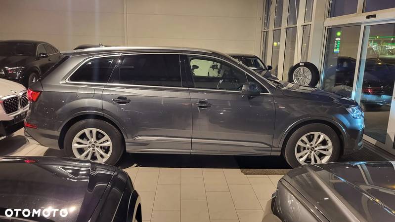 Audi Q7 45 TDI mHEV Quattro S Line Tiptr - 5