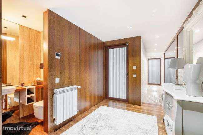 Exclusiva Moradia Individual Moderna e Luxuosa-14