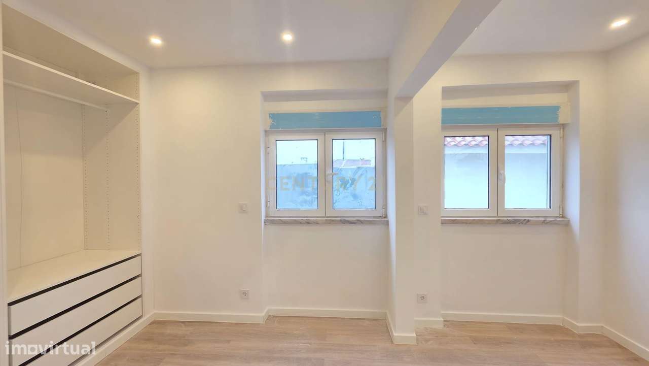 Apartamento T1 Renovado em Porto Salvo, Oeiras - Grande imagem: 5/12