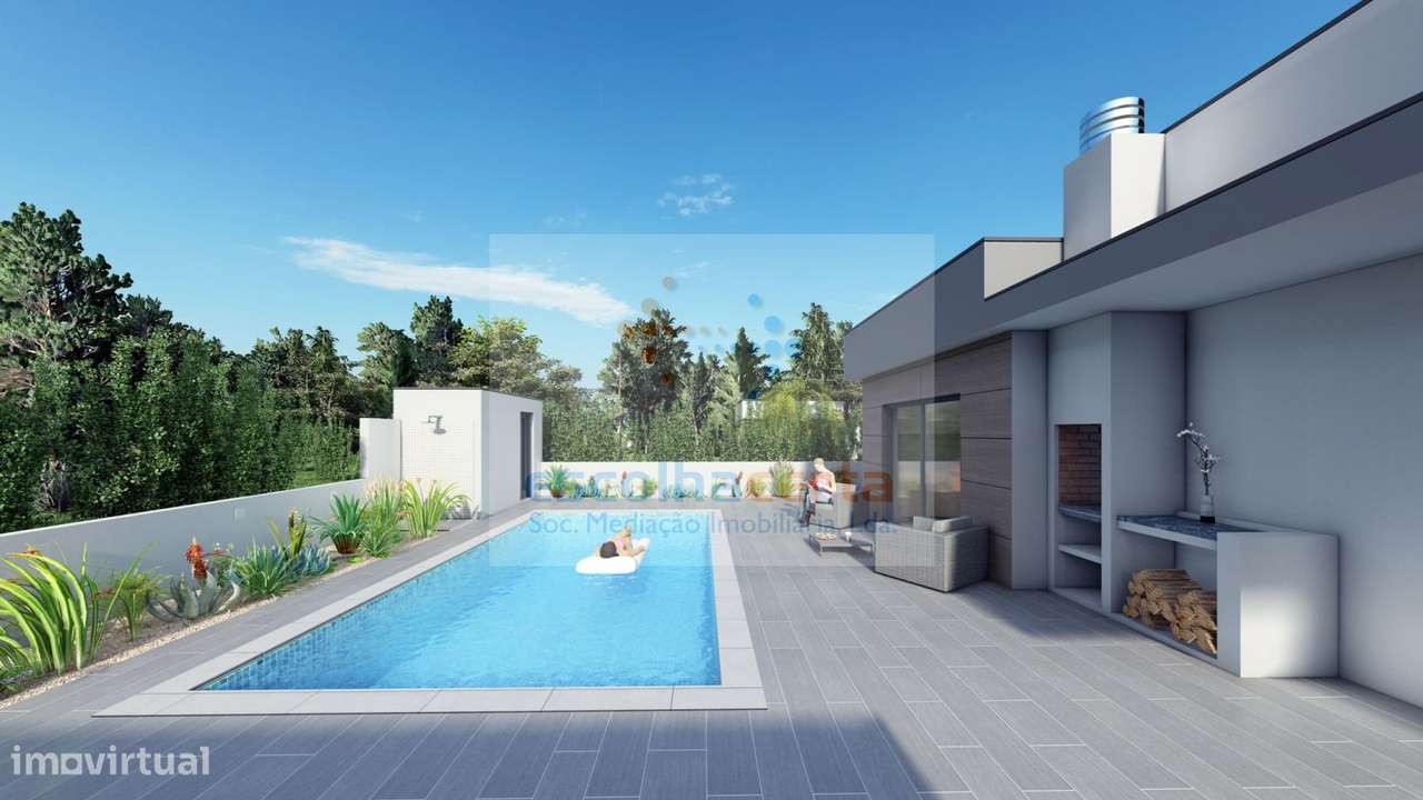 Moradia T5 C/ Piscina-7