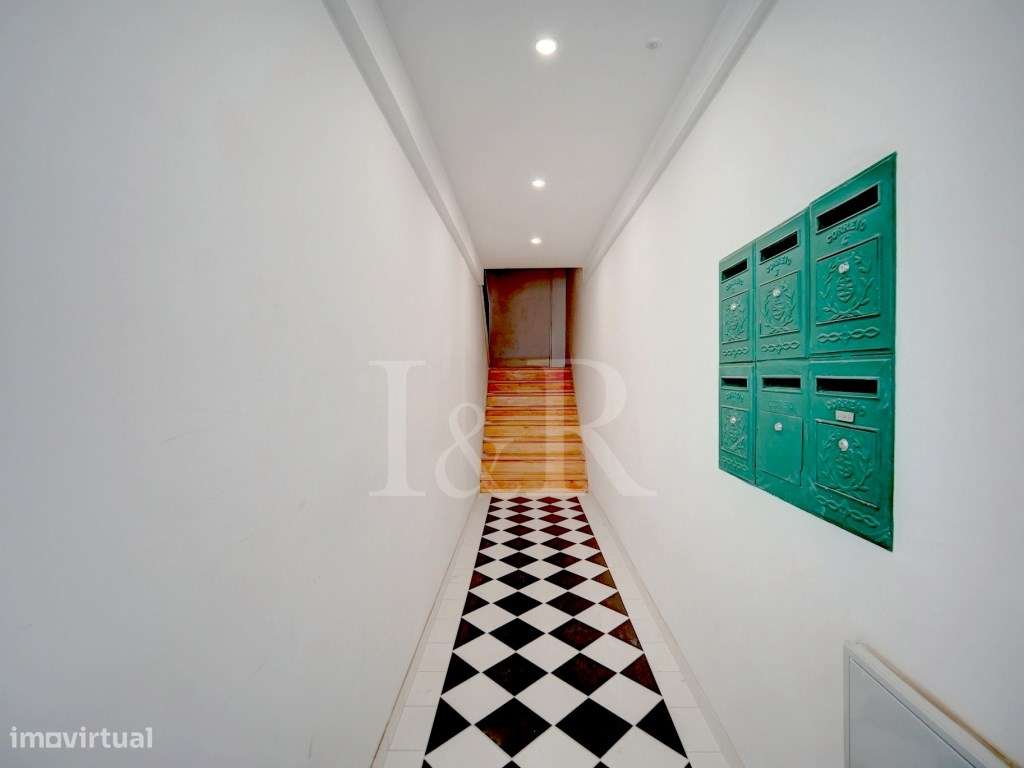 Apartamento T3 totalmente renovado no Chiado, Lisboa-20