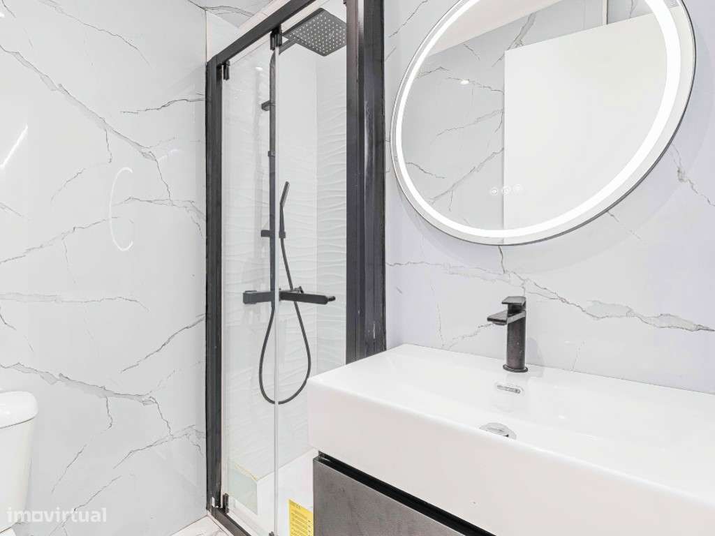 T3 Totalmente Remodelado - Avenida D. José I, Amadora-24