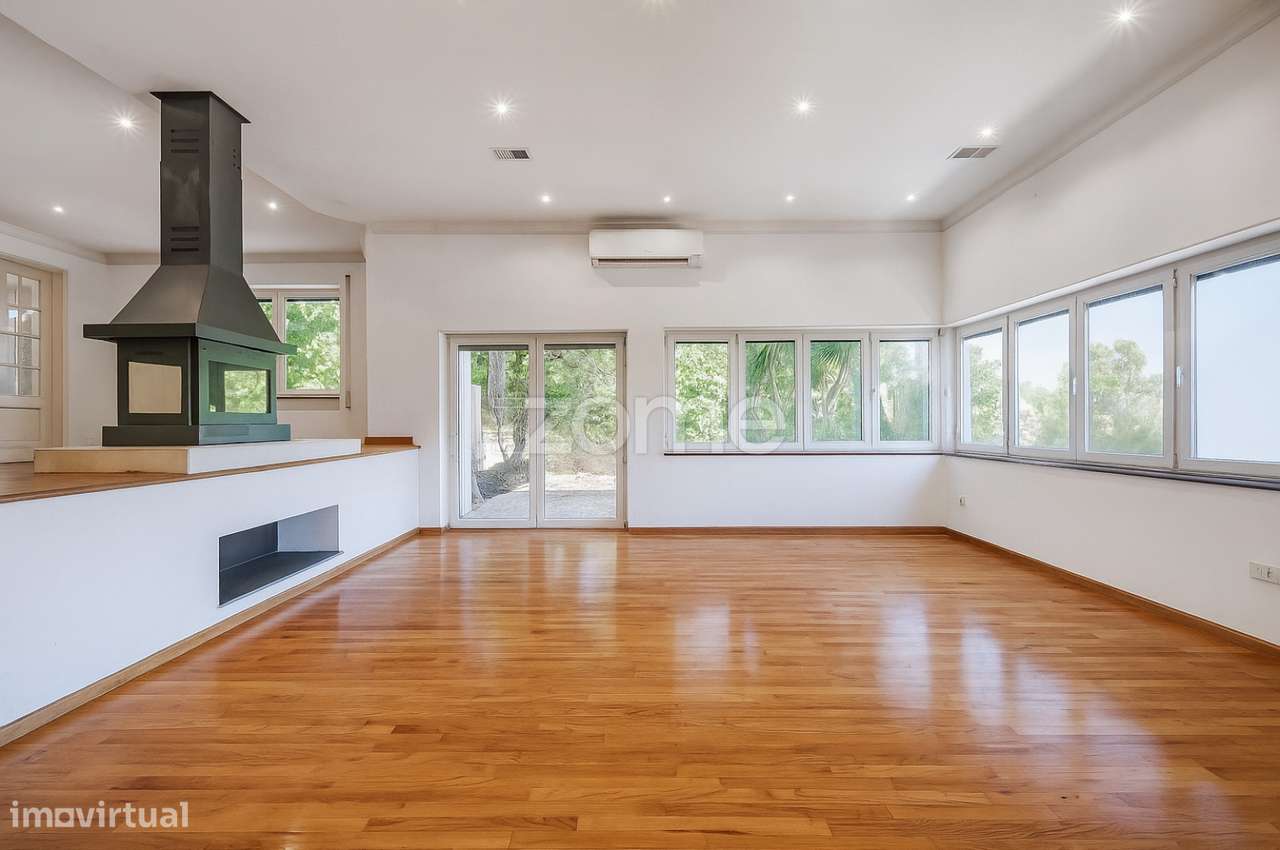 Moradia T4 Geminada na Quinta da Beloura. - Grande imagem: 1/25