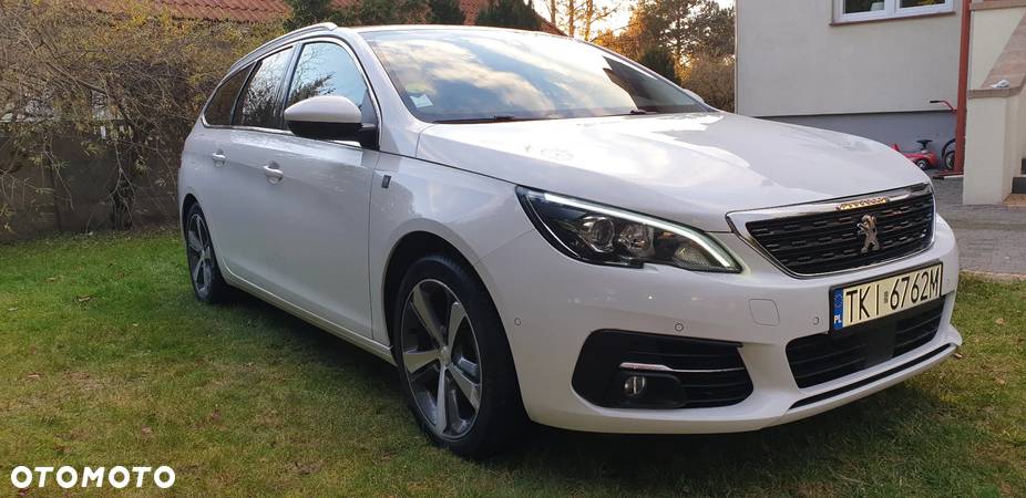 Peugeot 308 BlueHDi FAP 130 EAT8 Stop & Start Tech Edition - 6