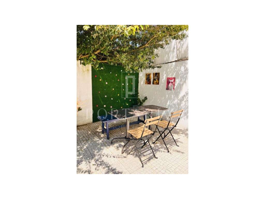 Café \ Restaurante para Trespasse no Centro de Aveiro-6