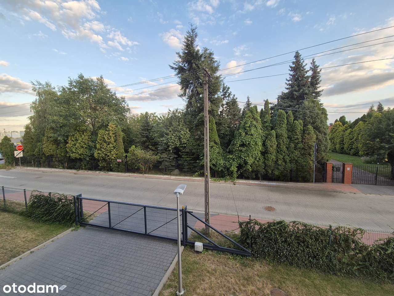 Przestronne i słoneczne mieszkanie! 20min kolejką do Centrum Warszawy!-17