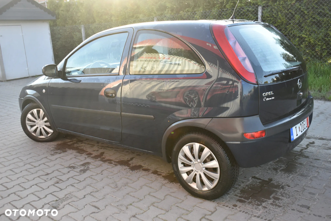 Opel Corsa - 3