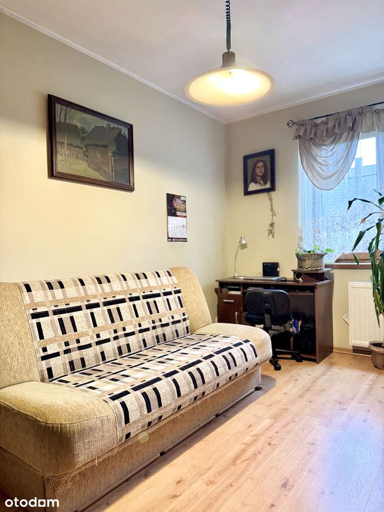 Wojcieszyce-parterowy dom wolnostojący na dużej działce, fotowoltaika-17