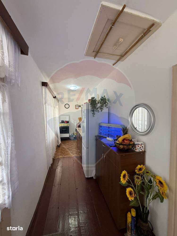 Casă  de vanzare - Imagine principală: 4/7