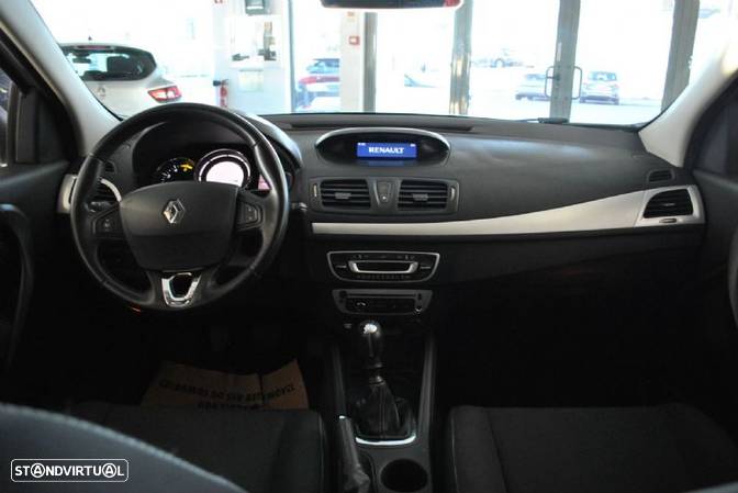 Renault Mégane Sport Tourer 1.5 dCi Limited SS - 28