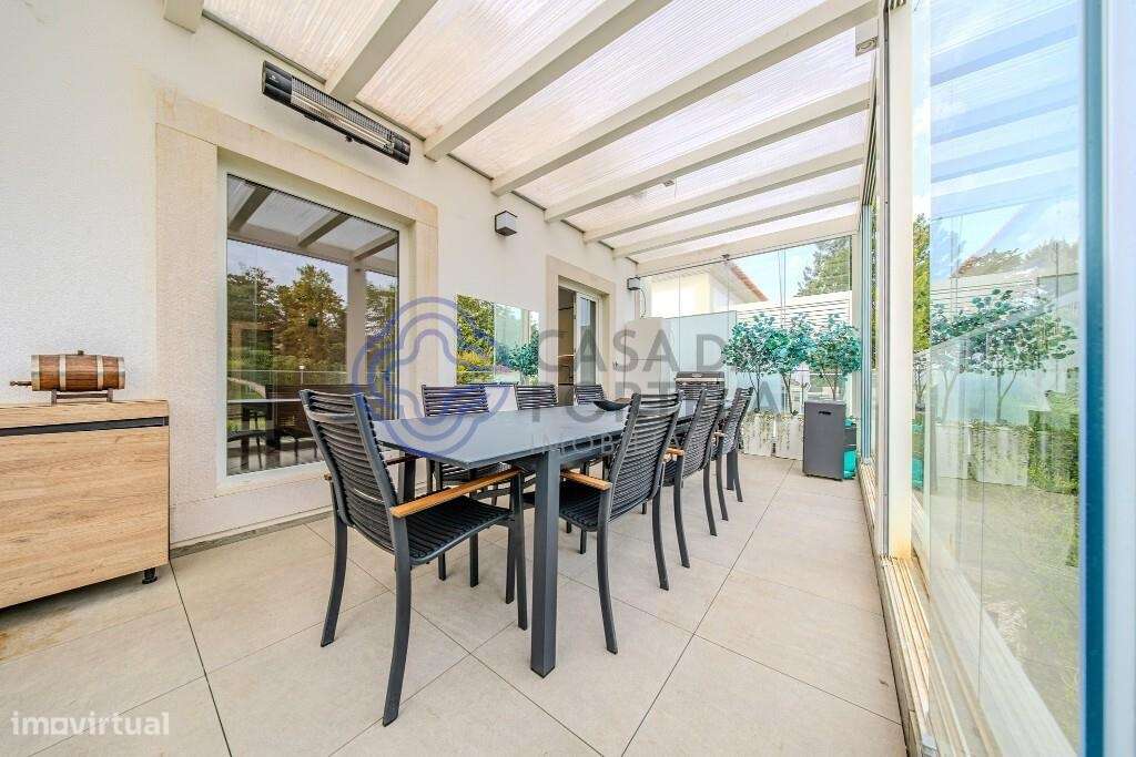 Apartamento Duplex T5 de Luxo com Terraço, Piscina e Garagem – Estoril-17