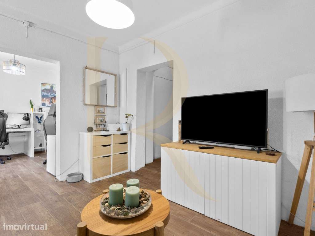 Moradia térrea T2 remodelada com logradouro e anexo em Reguengos de... - Grande imagem: 3/26